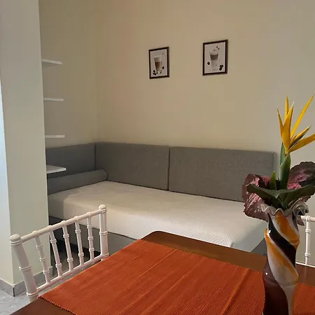 M&n 1 Villa Vlorë